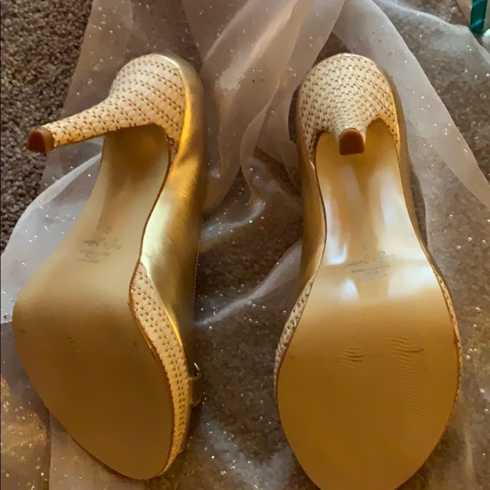 Boston Proper open toed shoes - Picture 3 of 6